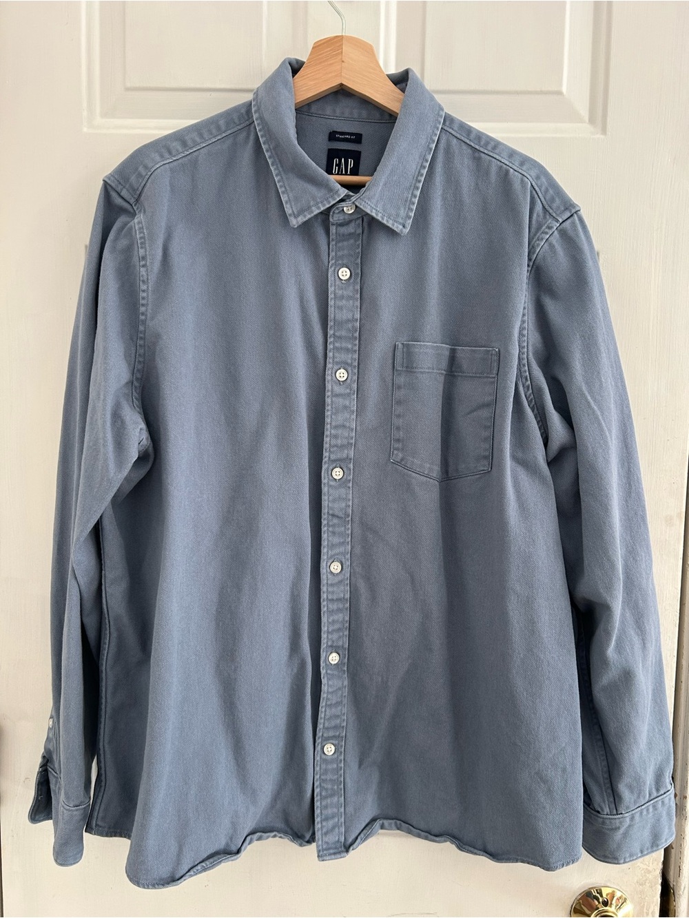 GAP Stonewash Blue Casual Long-Sleeve Button-Down Shirt